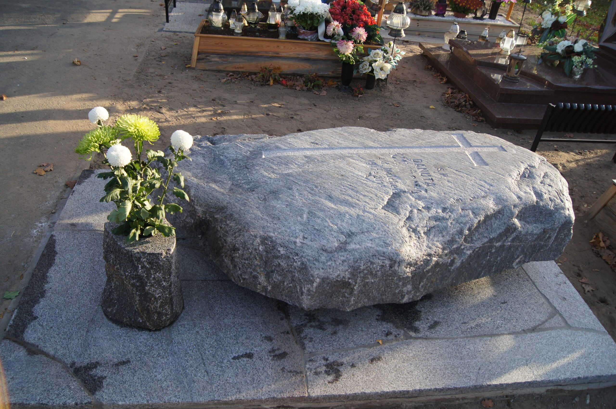 Nagrobek skałkowy #SK15 Nagrobek skałkowy #SK15